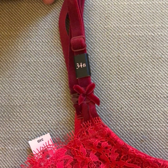 Victoria’s Secret Dream Angels Push-Up w/o Padding - Picture 3 of 6